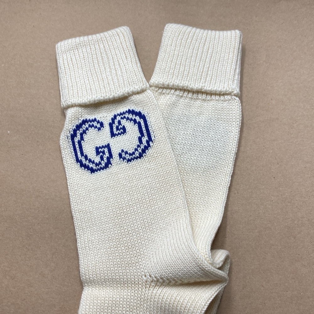 Gucci socks 🧦 - Picture 2 of 4